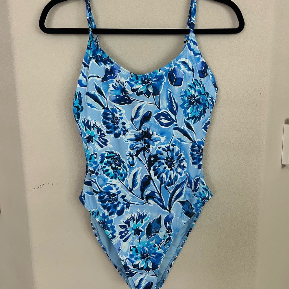 Andie Swim Blue Floral Scoopneck Almafi One Piece Swimsuit NWT